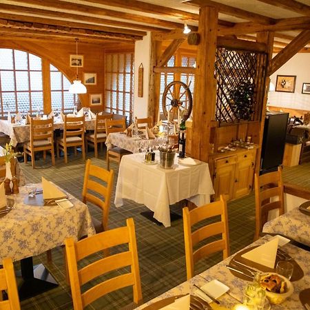 Alpenlodge Val Gronda Obersaxen Bagian luar foto