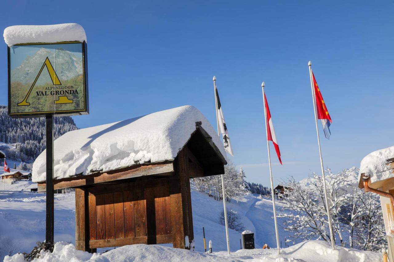 Alpenlodge Val Gronda Obersaxen Bagian luar foto